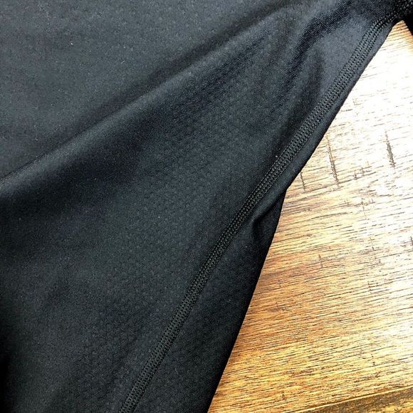 LULULEMON Mens Black Compression Shirt Small. - Picture 6 of 6